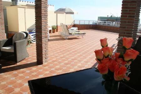Gran Atico Al Lado De La Playa Apartment Torrox Bagian luar foto